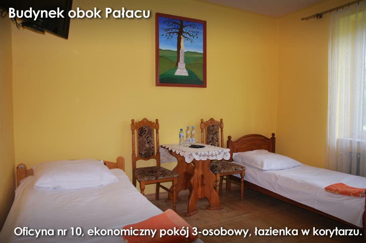 Palac W Czyzowie Szlacheckim Czyzow Szlachecki 객실 사진